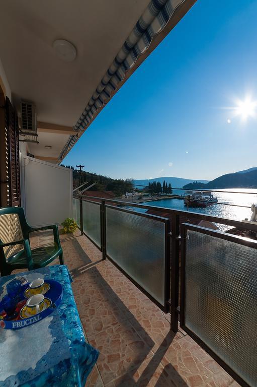 Apartments Vucinovic Tivat Habitación foto